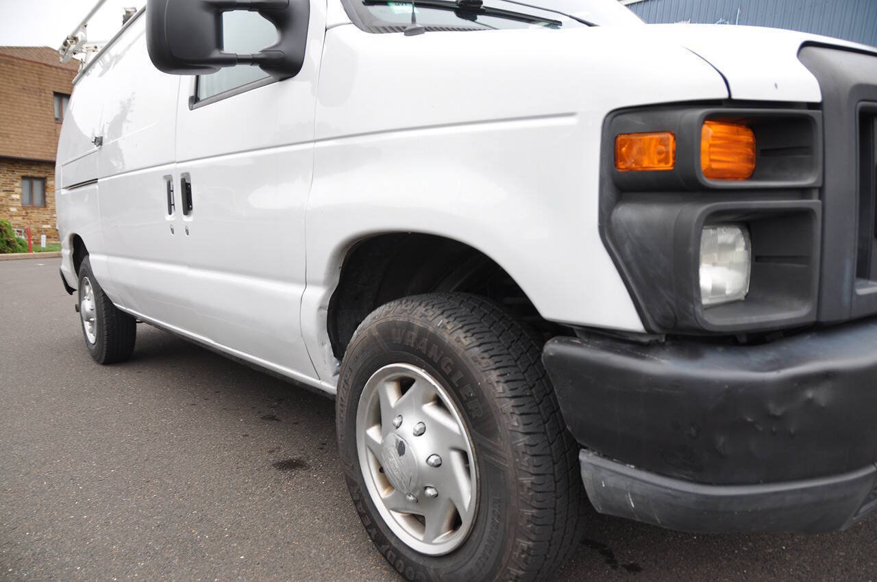 Used 2013 Ford E-150 and Econoline 150 w/ PWR Group RWD image 5