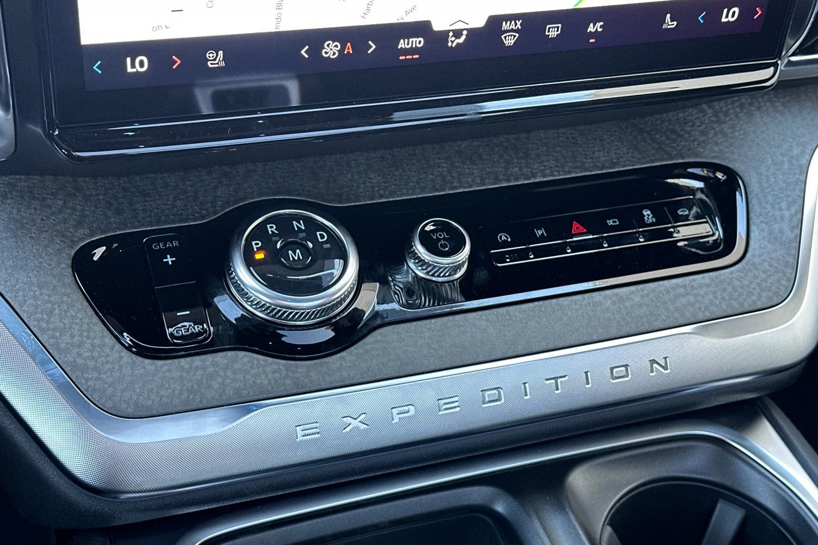 New 2026 Ford Expedition Tremor image 21