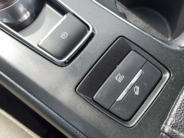 Used 2017 Ford Fusion S FWD image 19