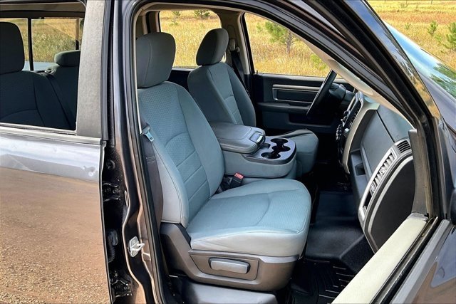 Used 2014 RAM 1500 Classic SLT AWD/4WD image 28