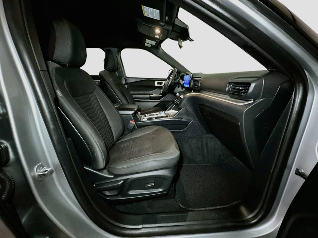 Certified 2020 Ford Explorer XLT AWD/4WD image 39