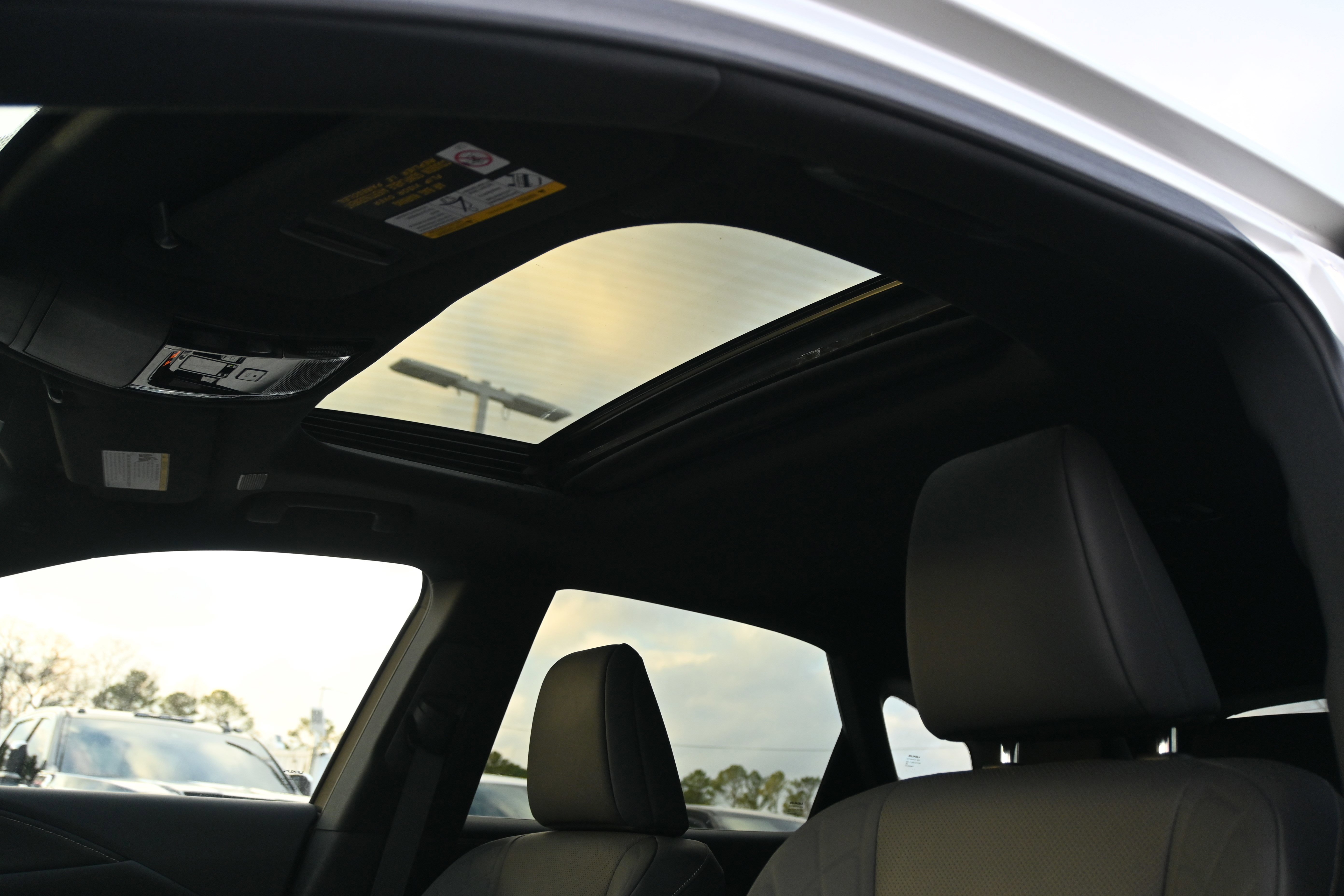 Used 2024 Lexus RX 350 Premium w/ Convenience Package image 9