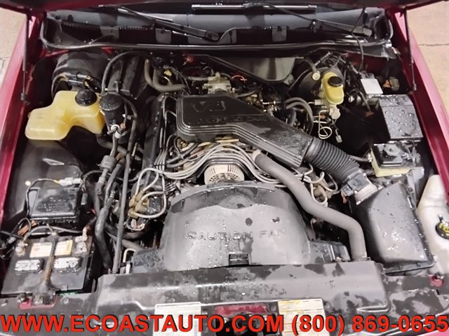 Used 1995 Ford Crown Victoria RWD image 9