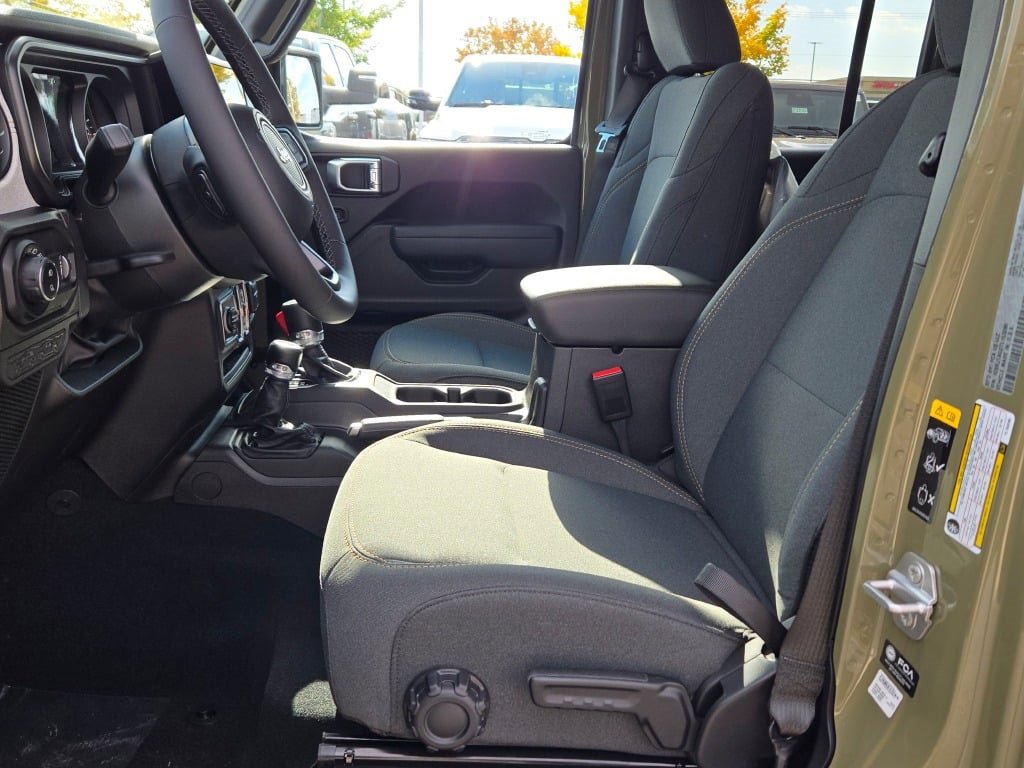 New 2026 Jeep Gladiator Sport image 24