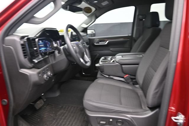 Used 2025 Chevrolet Silverado 1500 RST AWD/4WD image 16