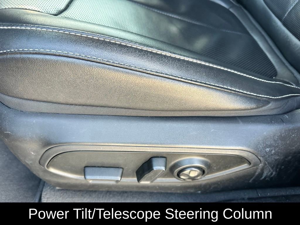 Used 2024 Jeep Grand Cherokee L Limited w/ Luxury Tech Group II image 17