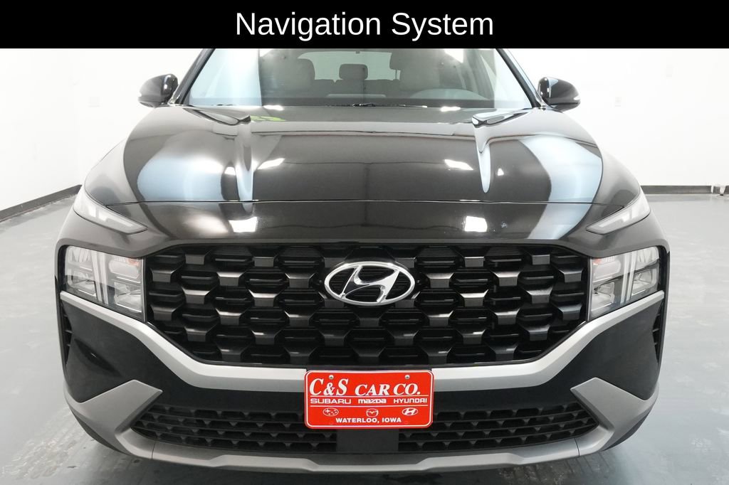 Used 2023 Hyundai Santa Fe SEL image 2