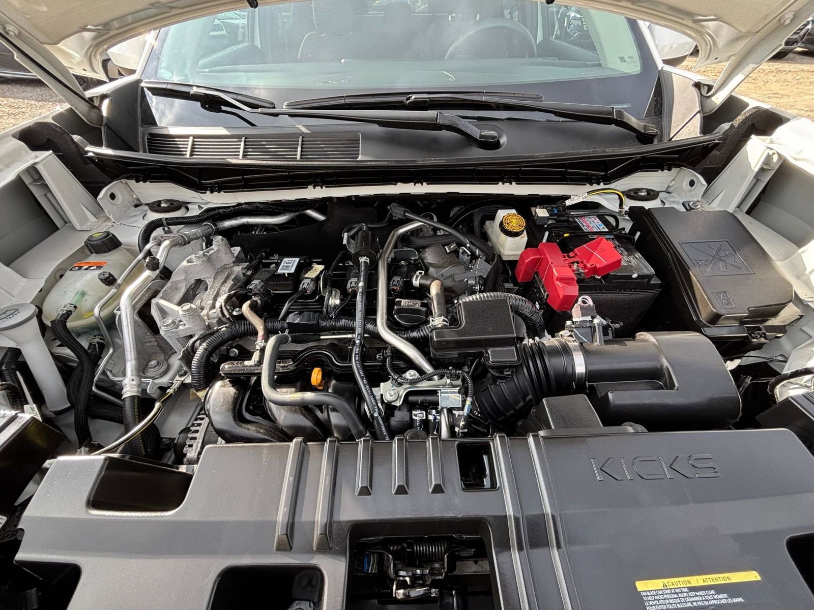 Used 2025 Nissan Kicks SV AWD/4WD image 31
