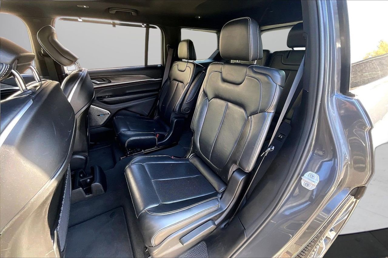 Certified 2021 Jeep Grand Cherokee L Overland w/ Luxury Tech Group IV image 24