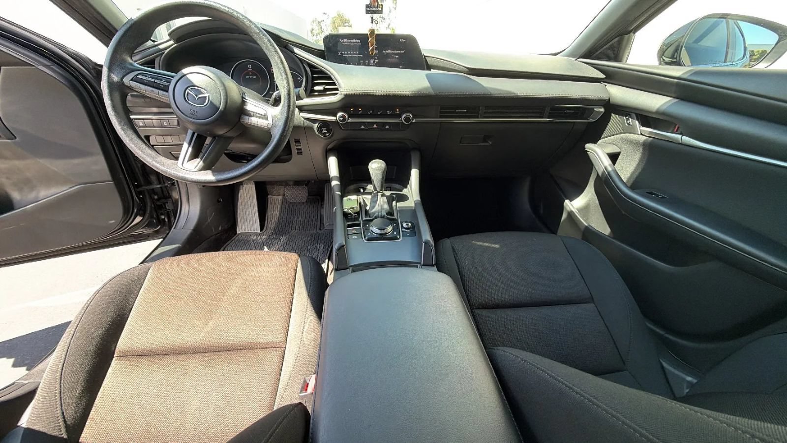 Used 2023 MAZDA MAZDA3 s FWD image 16