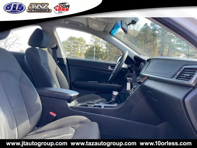 Used 2018 Kia Optima LX w/ 17" Alloy Wheels Package FWD image 13