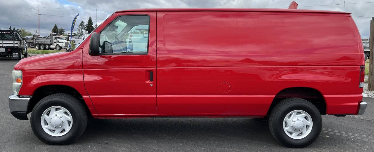 Used 2008 Ford E-350 and Econoline 350 Super Duty RWD image 8
