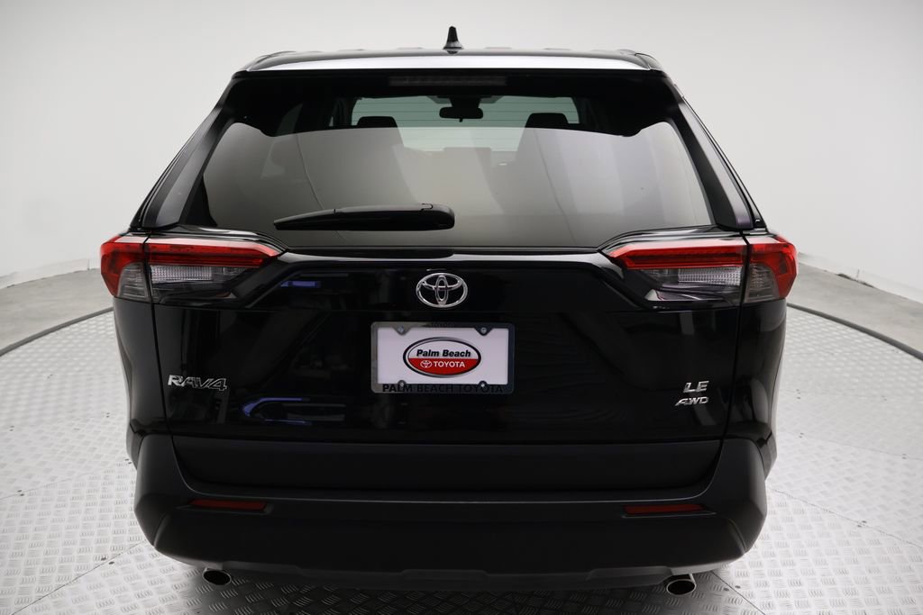 Certified 2025 Toyota RAV4 LE image 10