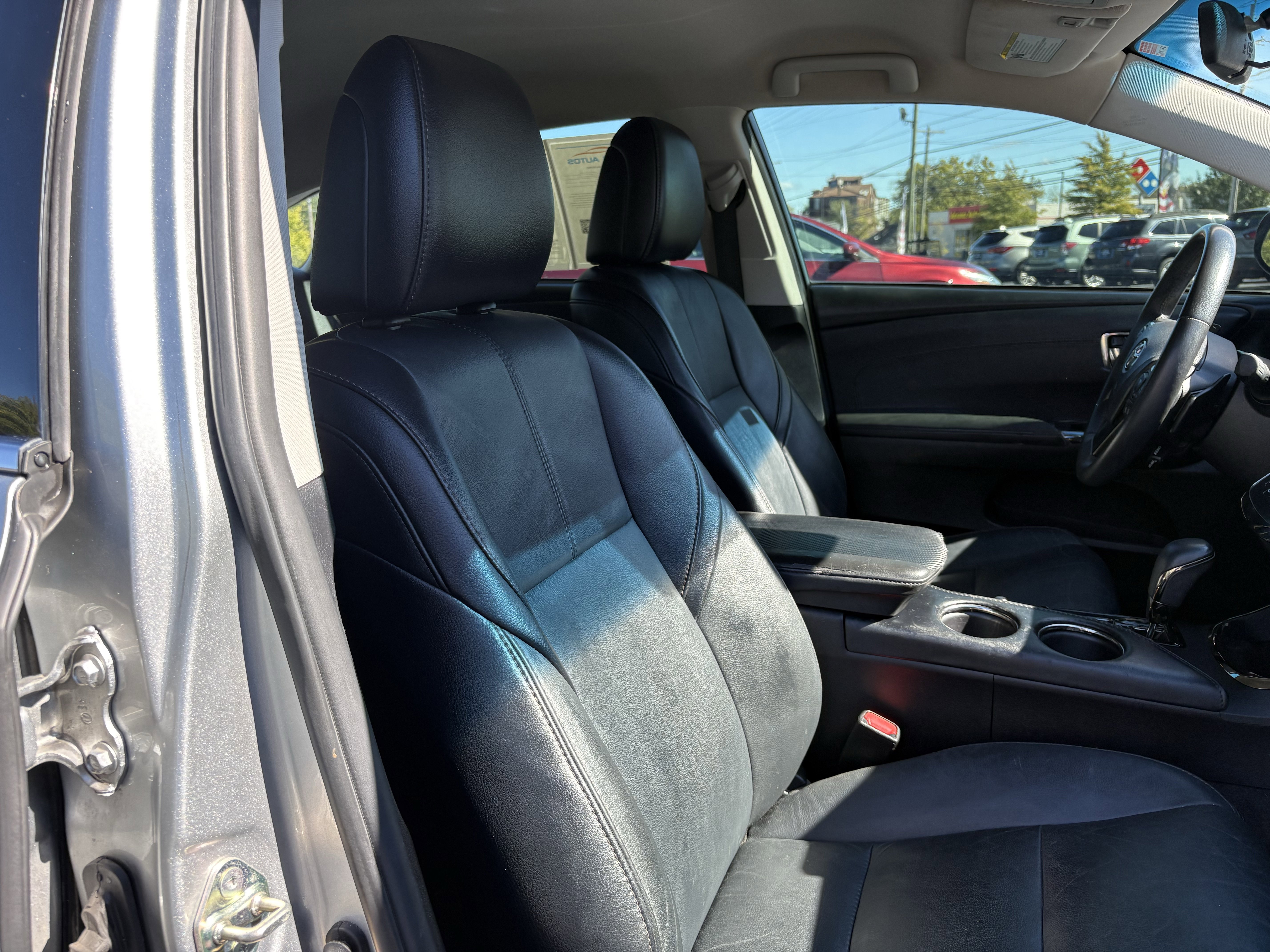 Used 2017 Toyota Avalon XLE image 31