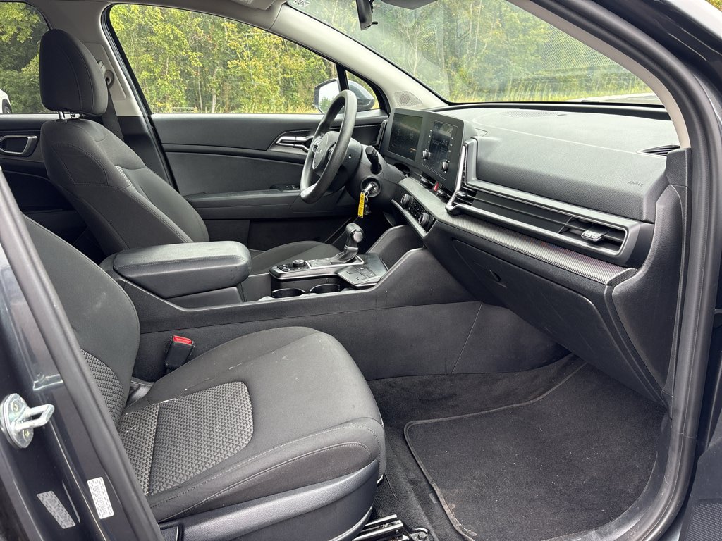 Used 2023 Kia Sportage LX AWD/4WD image 21