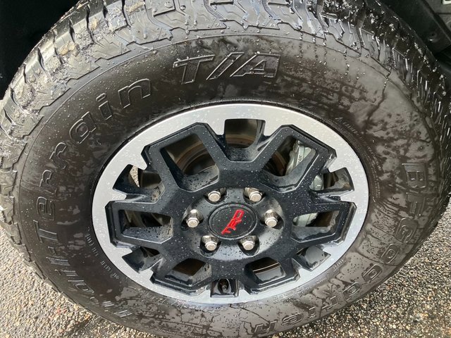 Used 2025 Toyota Tacoma TRD Off-Road image 27