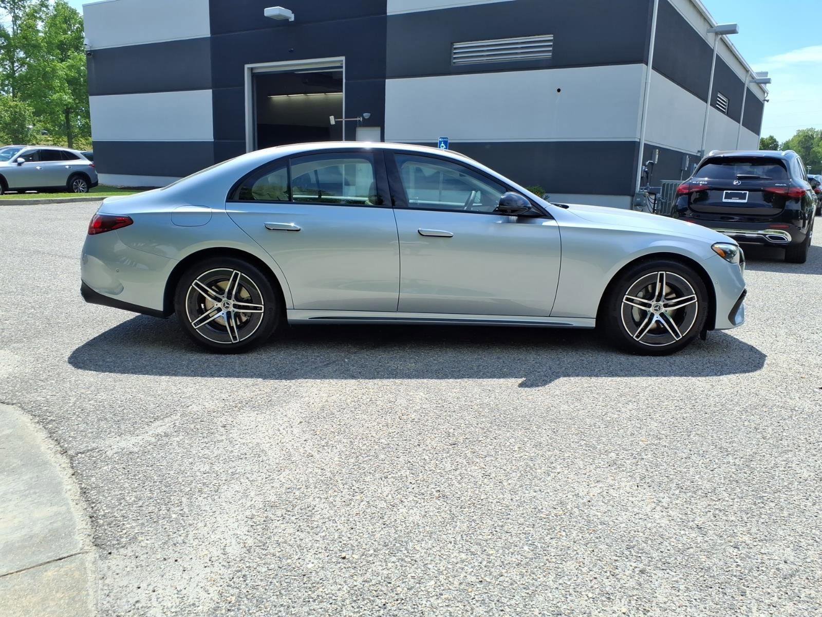 New 2026 Mercedes-Benz E 350 4MATIC Sedan image 5
