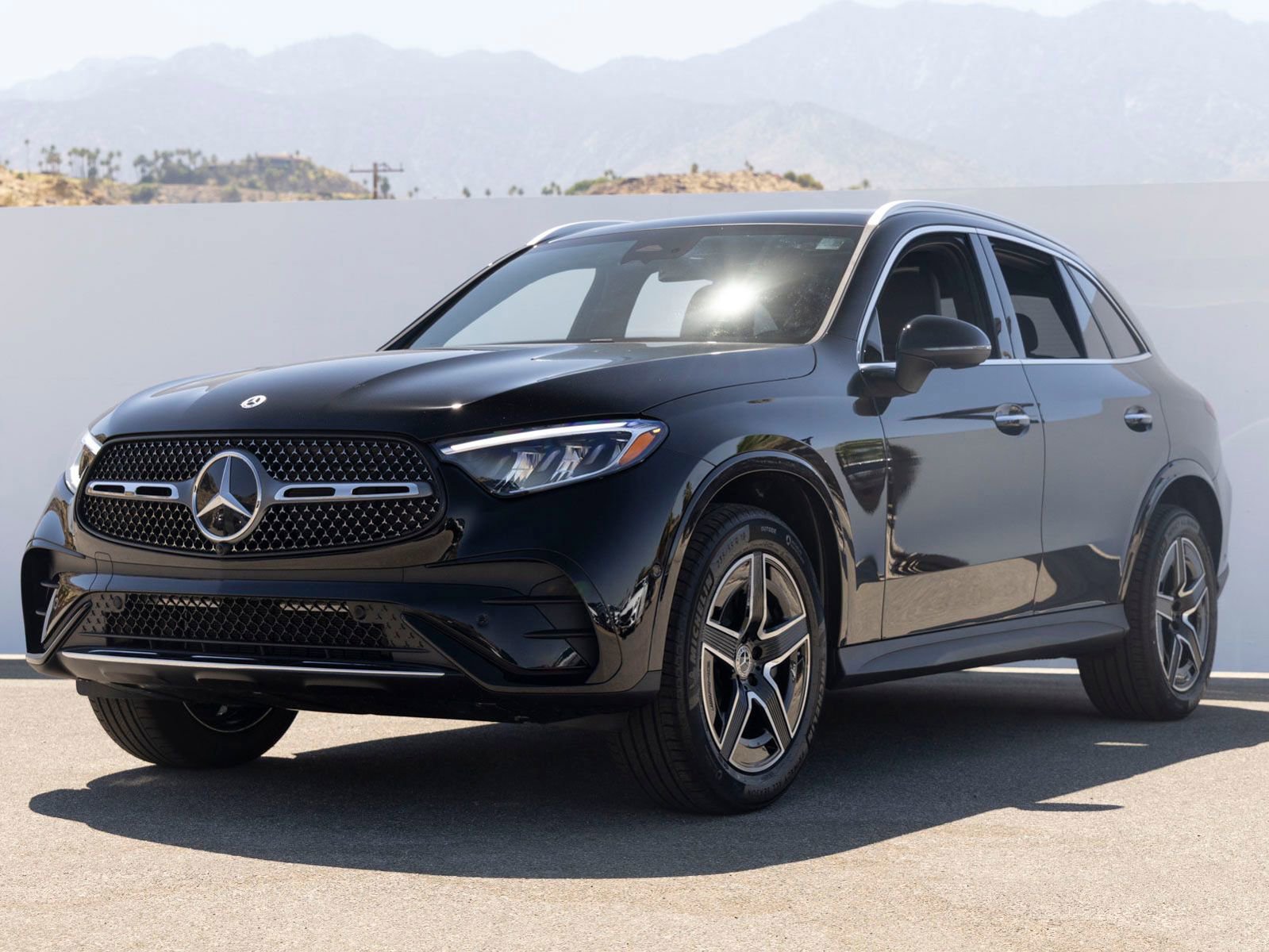 New 2026 Mercedes-Benz GLC 300 image 1