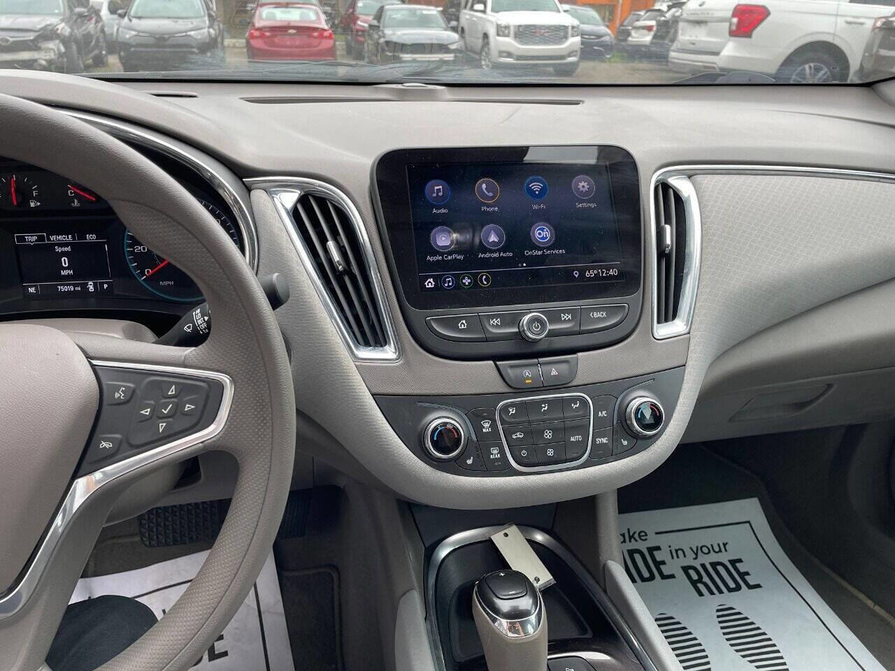 Used 2020 Chevrolet Malibu LT FWD image 37
