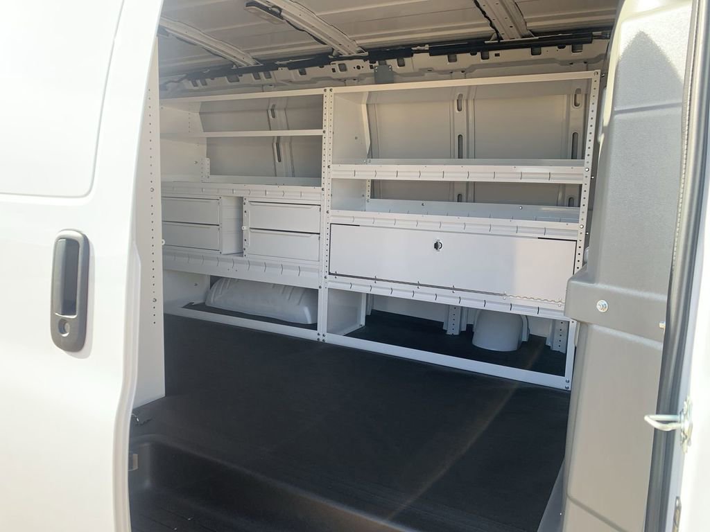 New 2026 Chevrolet Express 2500 w/ Driver Convenience Package image 25