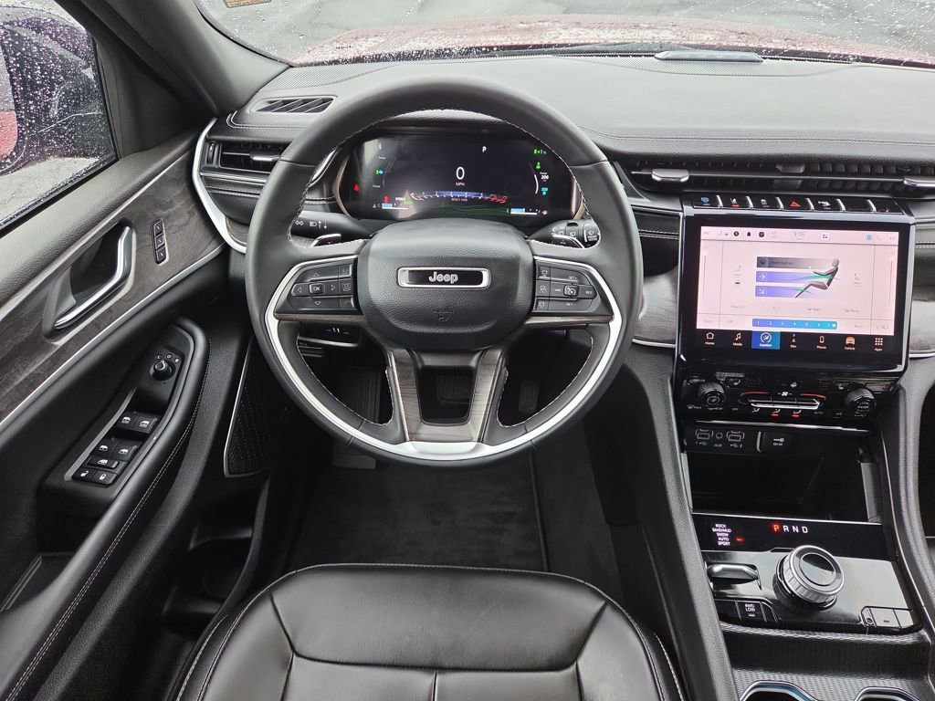 Used 2024 Jeep Grand Cherokee Limited 4xe image 30