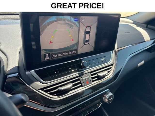 Used 2023 Nissan Altima 2.0 SR image 12