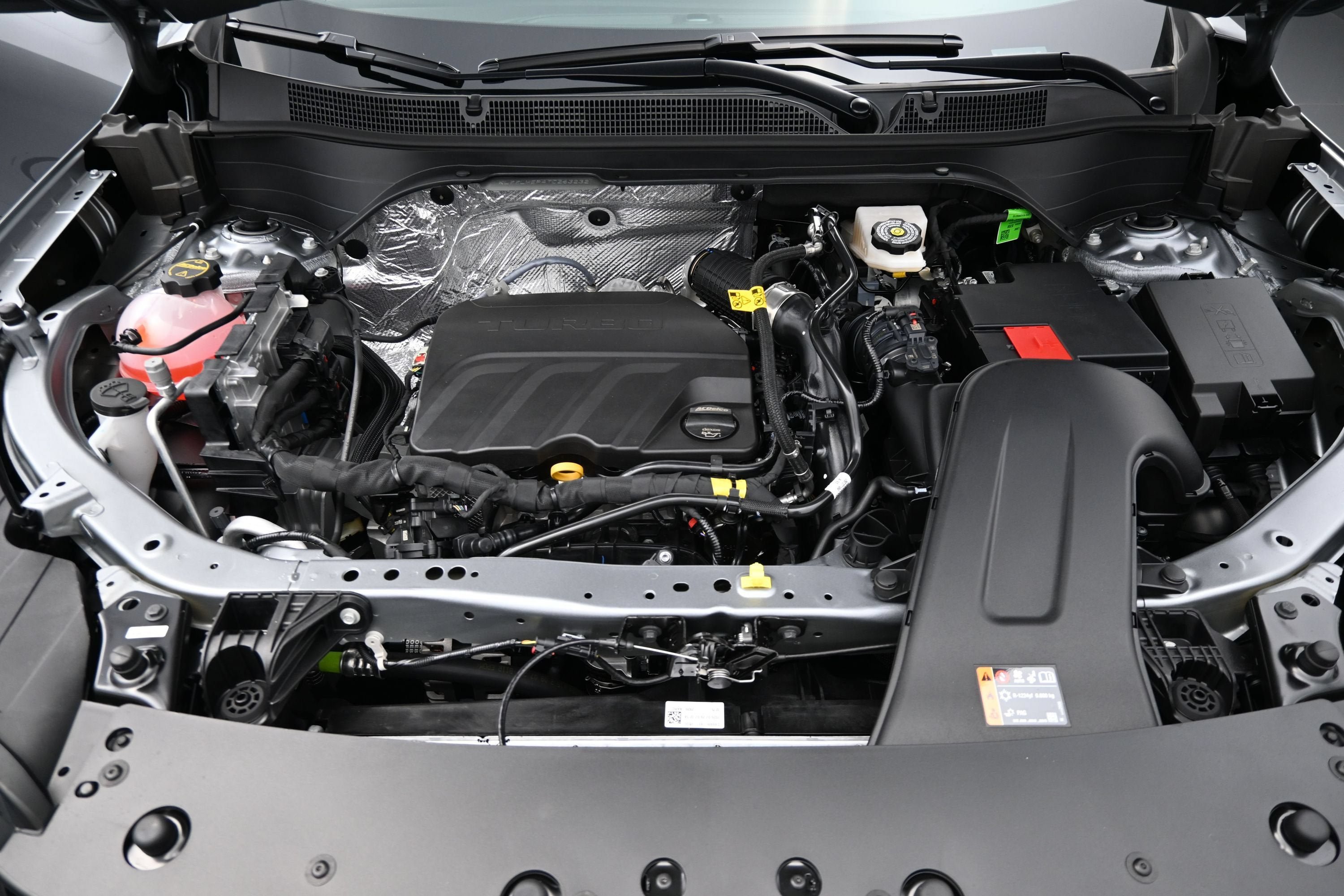 New 2026 Chevrolet Trax LT w/ Sunroof Package FWD image 33