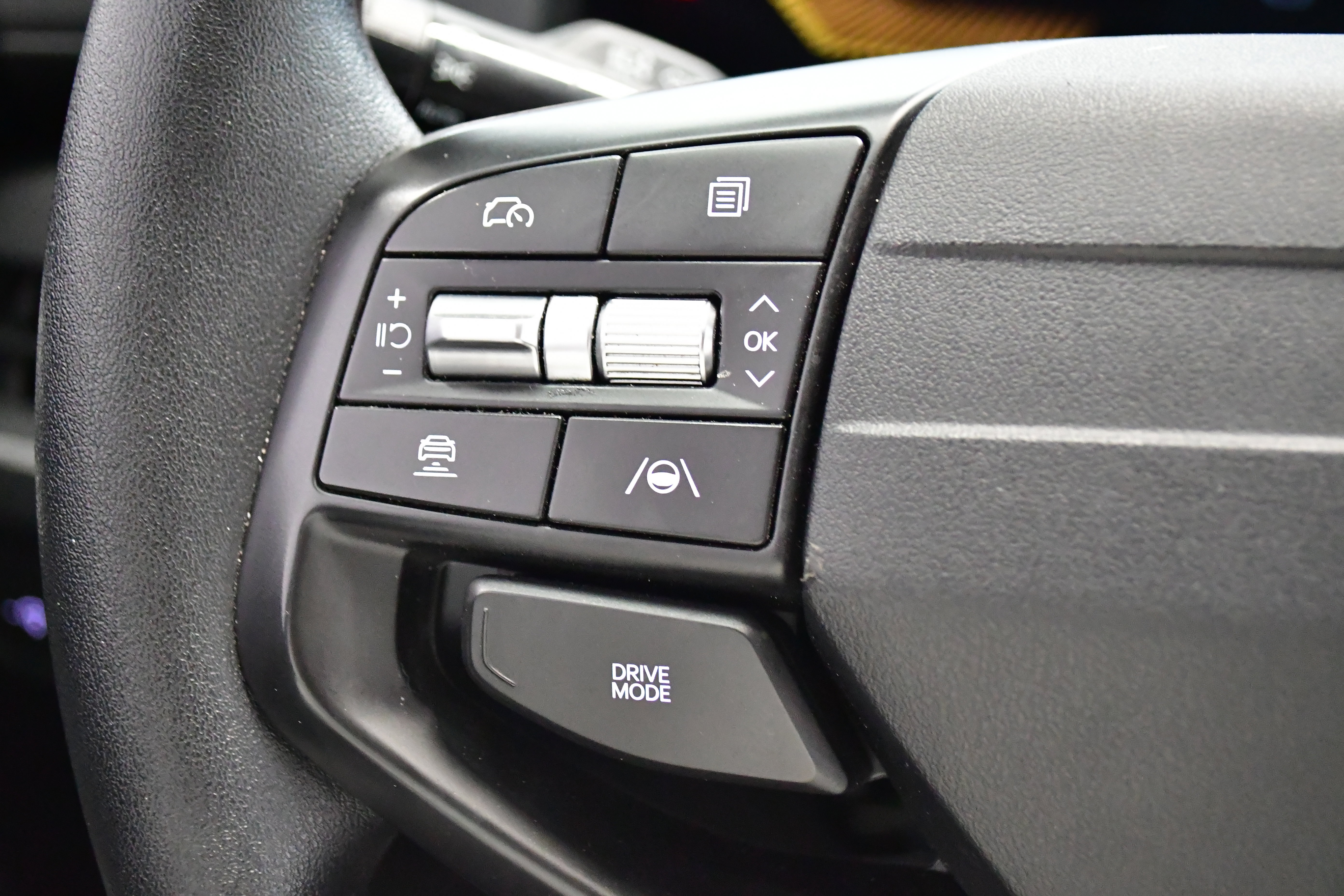 Used 2025 Kia K4 FWD image 20