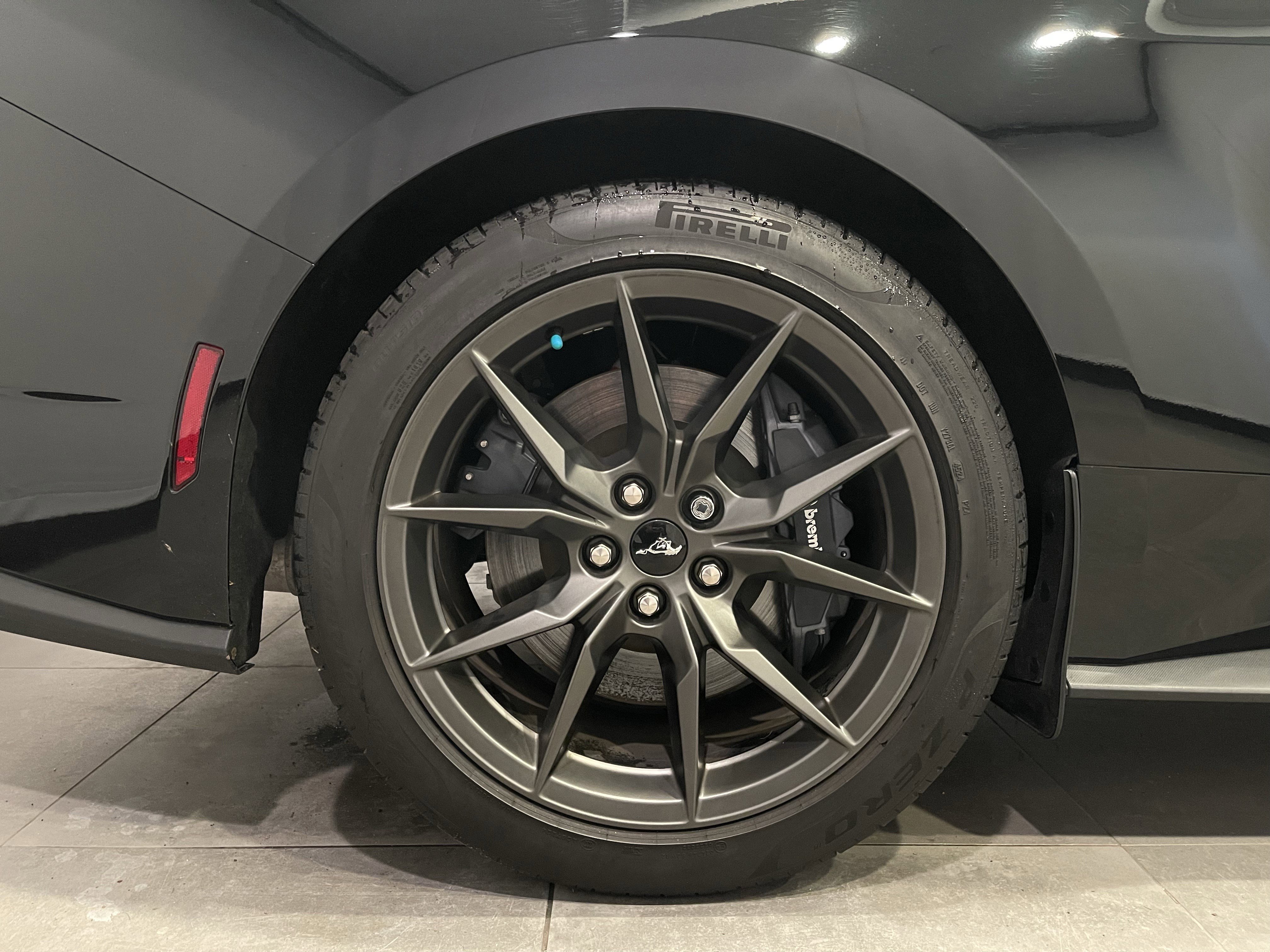 Used 2025 Ford Mustang Dark Horse image 9