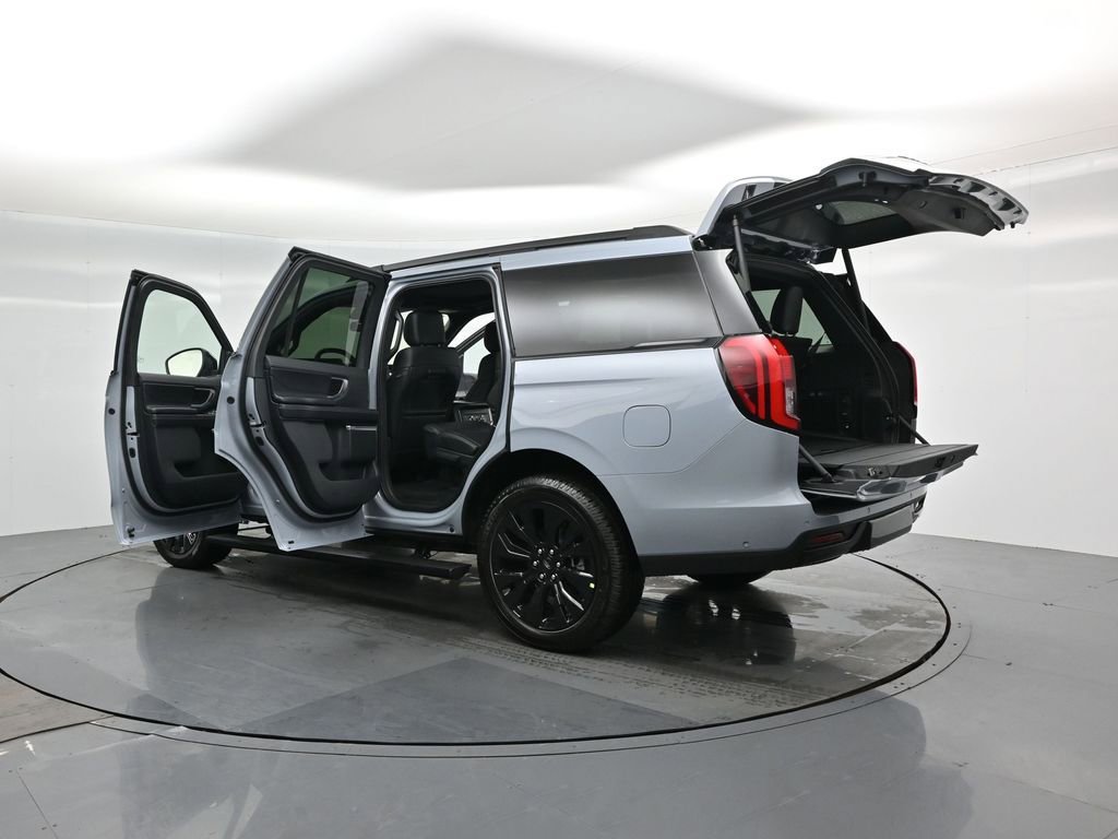 New 2025 Ford Expedition Platinum w/ Stealth Appearance Package AWD/4WD image 38