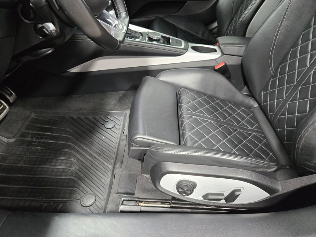 Used 2016 Audi TTS 2.0T image 10