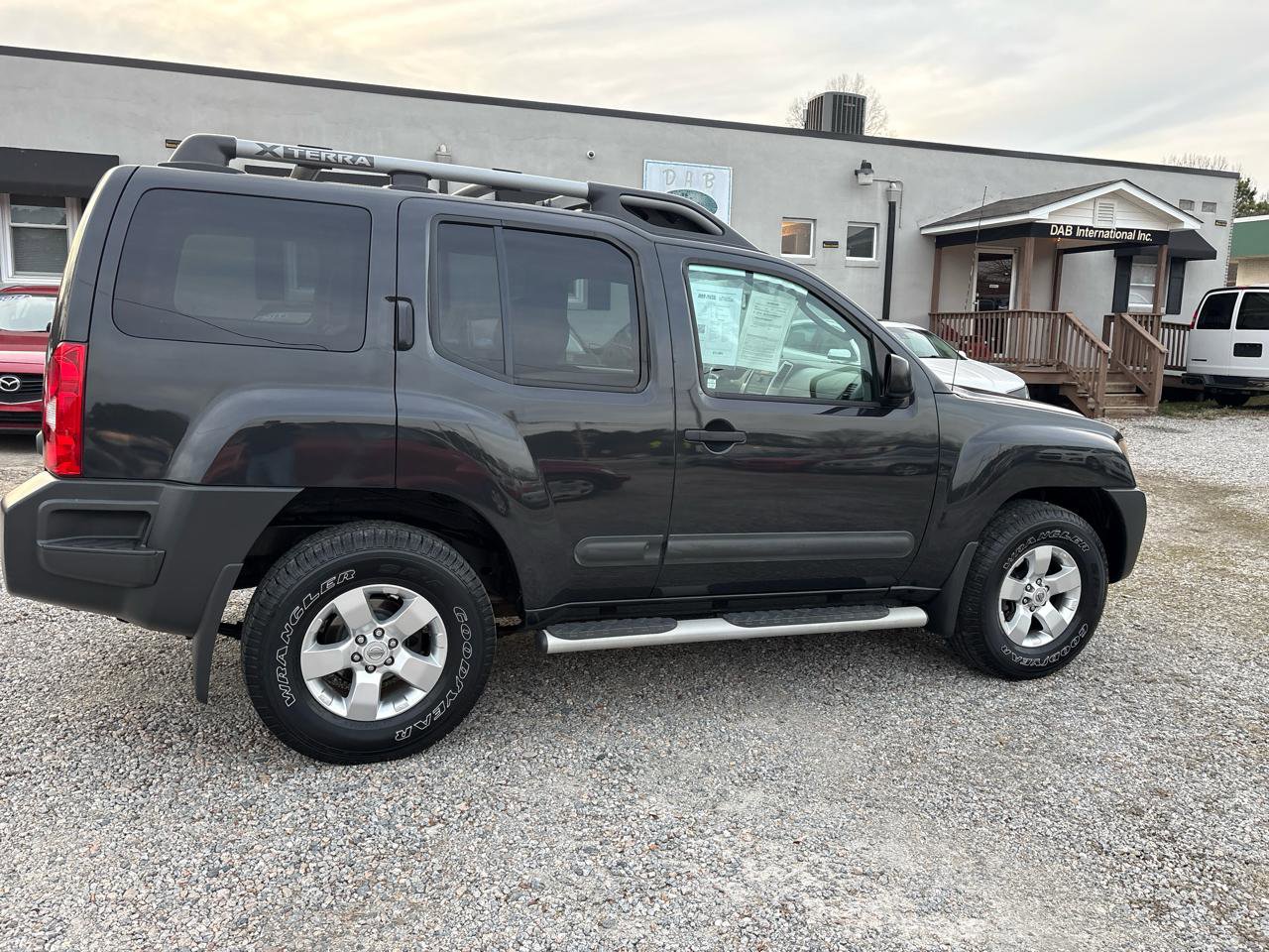 Used 2012 Nissan Xterra S w/ Value Package image 7