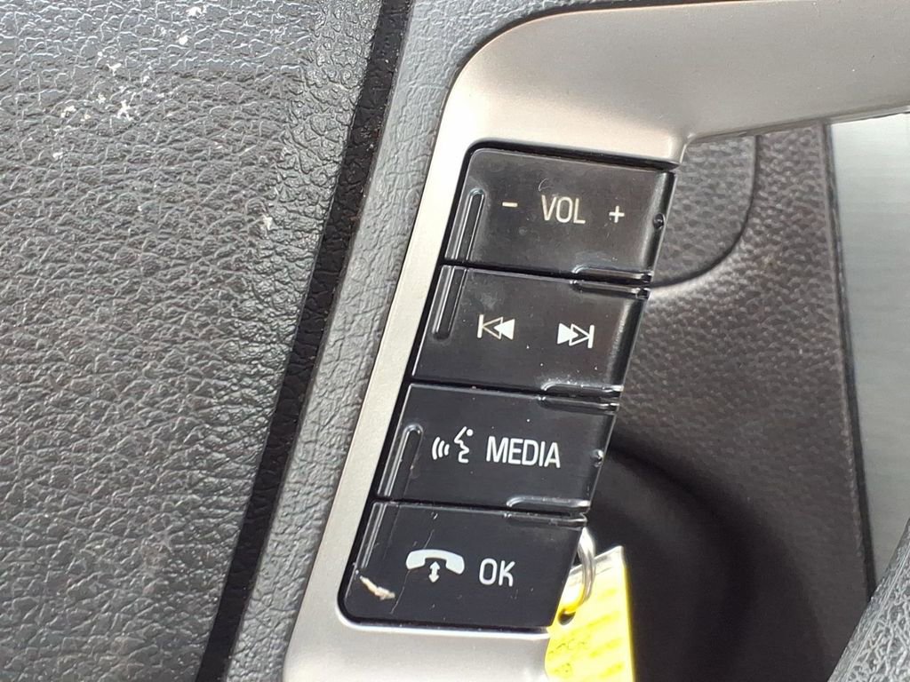 Used 2011 Ford Fusion SE w/ 202A Rapid Spec Order Code FWD image 22