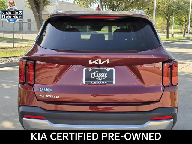 Certified 2025 Kia Sorento S image 5