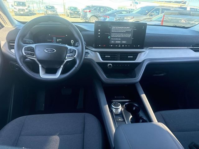 Used 2025 Ford Explorer Active image 15