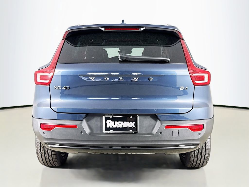 New 2026 Volvo XC40 B4 Core image 6