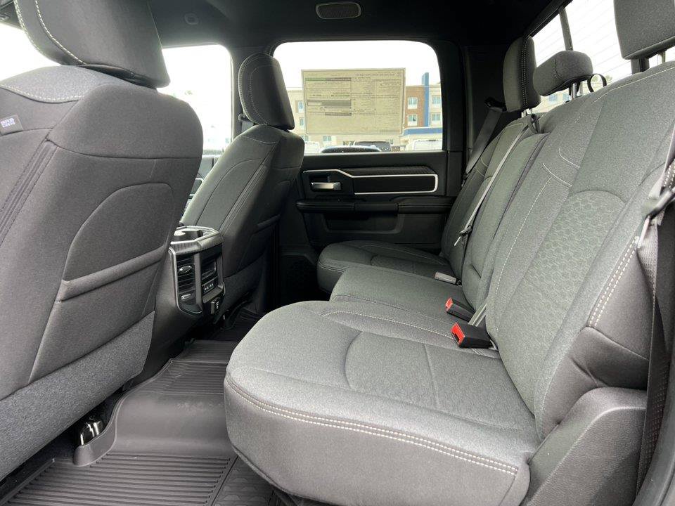 New 2027 RAM 2500 Big Horn AWD/4WD image 4