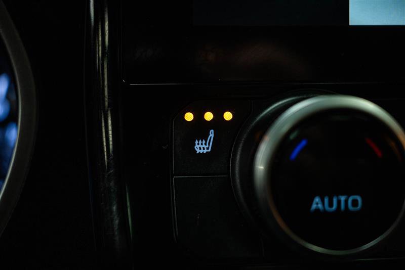 Used 2023 Toyota Highlander Bronze Edition image 23