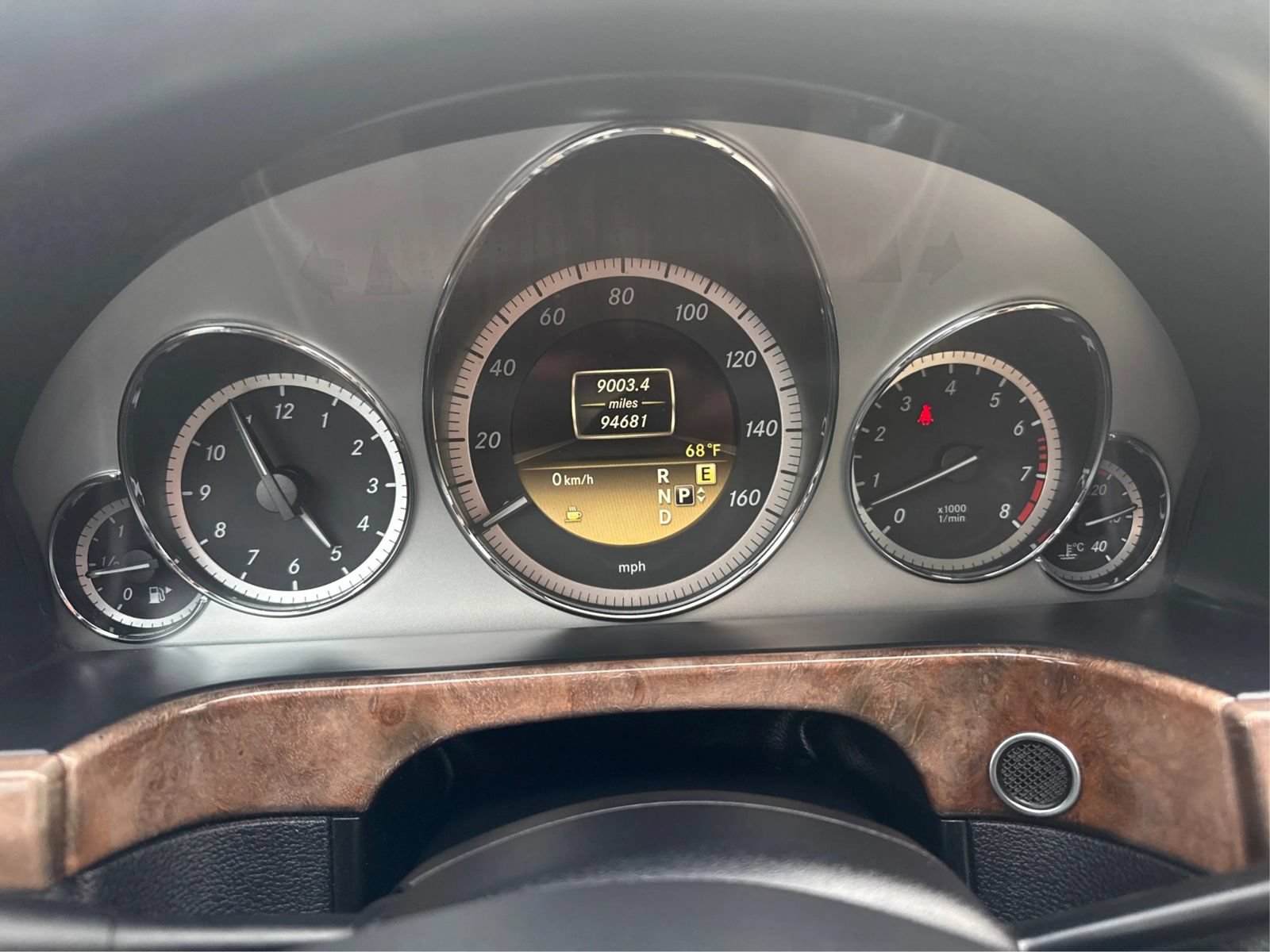Used 2012 Mercedes-Benz E 350 4MATIC Sedan image 16