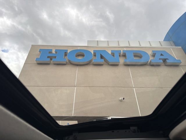 Used 2017 Honda HR-V EX image 14