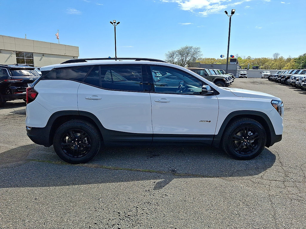 Used 2022 GMC Terrain AT4 w/ LPO, Floor Liner Package AWD/4WD image 9