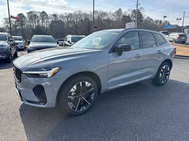 Used 2026 Volvo XC60 B5 Plus w/ Protection Package Premier image 2