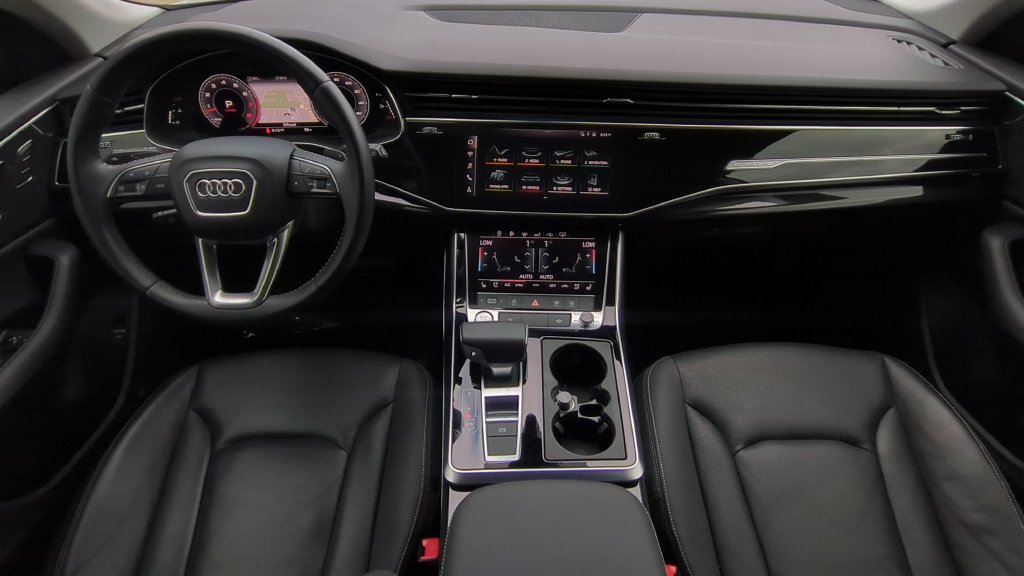 Used 2019 Audi Q8 Premium Plus AWD/4WD image 10