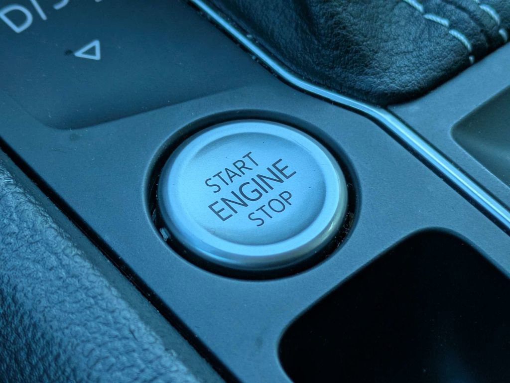 Used 2023 Volkswagen Atlas SE image 43