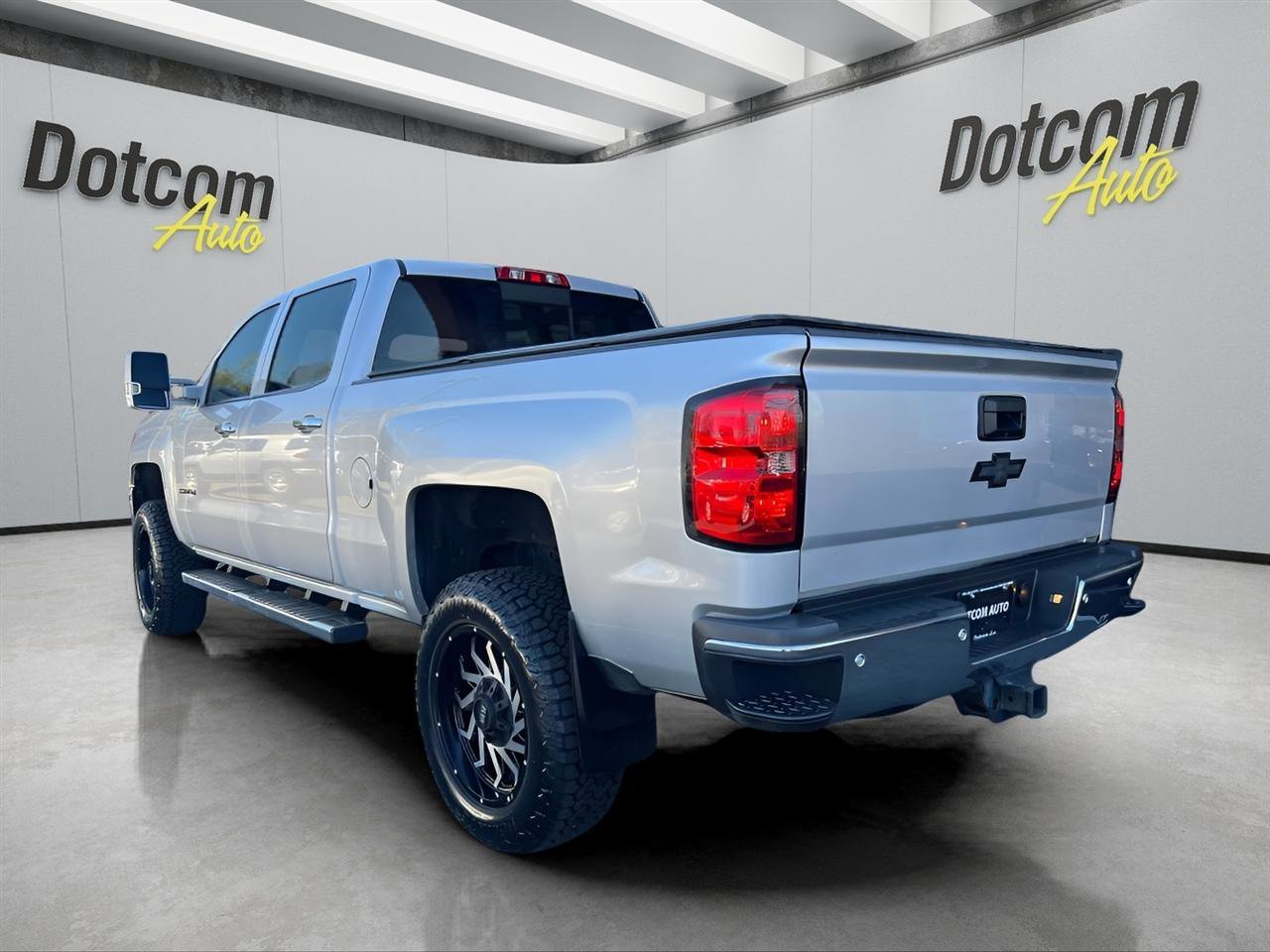 Used 2015 Chevrolet Silverado 2500 LTZ w/ Duramax Plus Package image 4