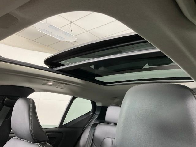 New 2026 Volvo XC40 B5 Ultra w/ Protection Package Premier AWD/4WD image 26