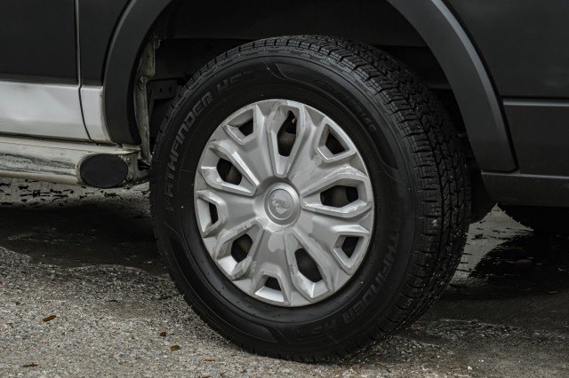 Used 2017 Ford Transit 250 130 Low Roof w/ Exterior Upgrade Package image 49