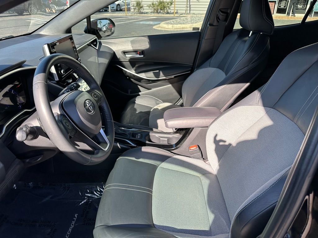 Used 2022 Toyota Corolla XSE FWD image 12