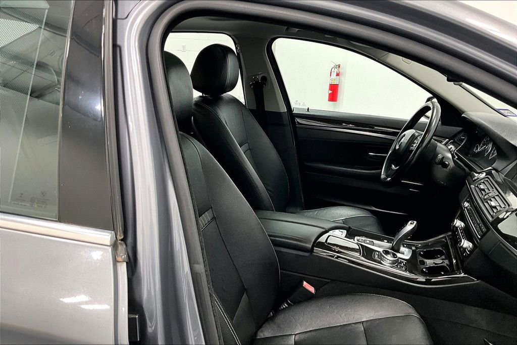 Used 2014 BMW 528i Sedan image 10