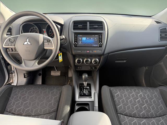 Used 2025 Mitsubishi Outlander Sport ES image 7